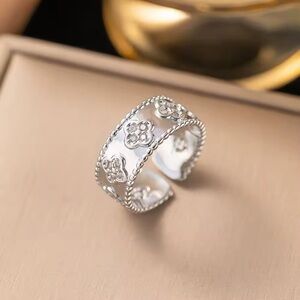 Luxury Inspired Four Leaf Clover Beaded Wide Band Ring – Silver & Zirconia